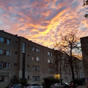 Niebo adekwatne do piękna osiedla